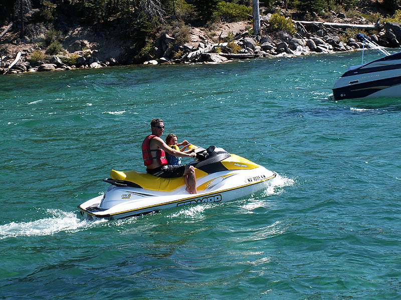 Round Hill Pines Beach